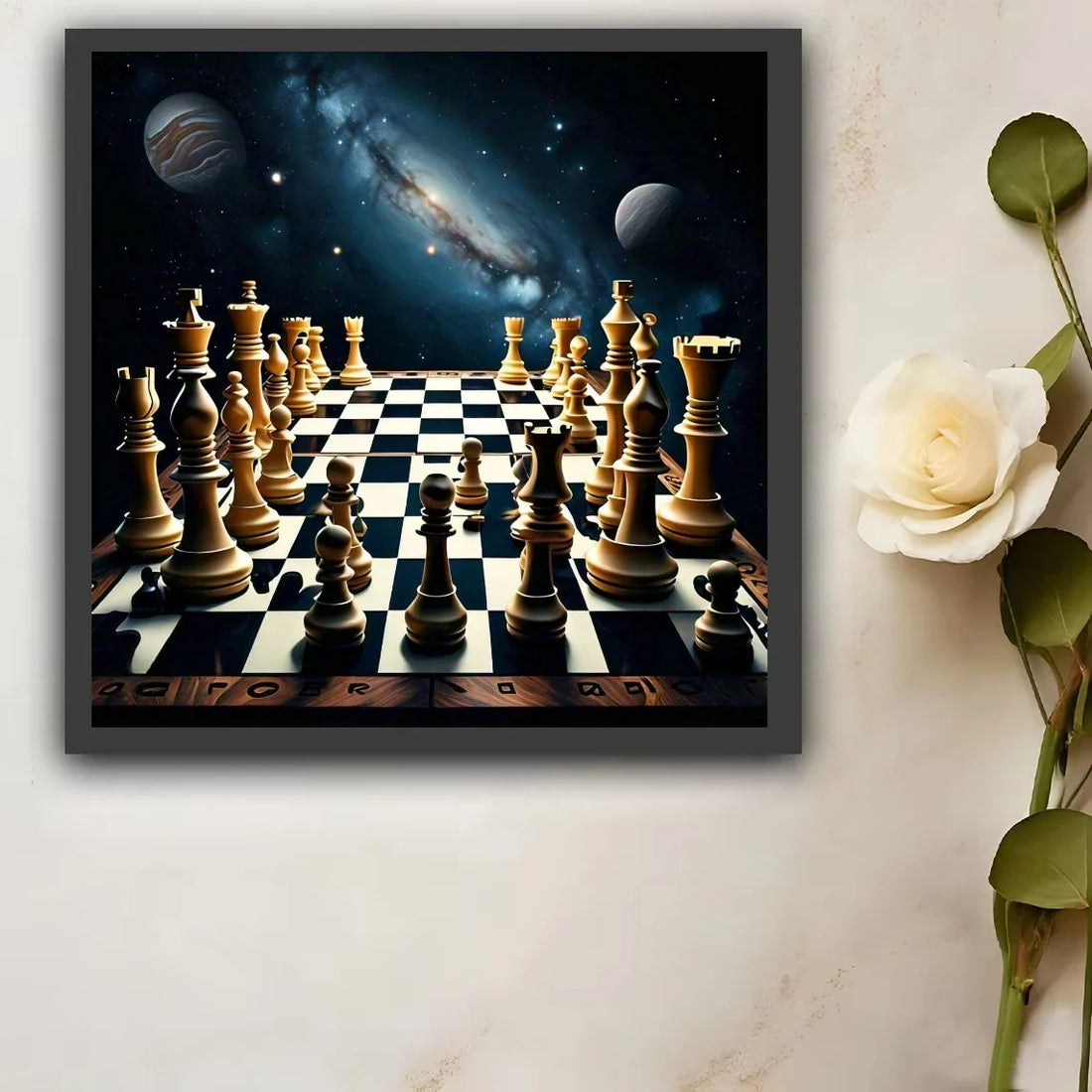 Illustration artistique mêlant échecs et galaxie cosmique, symbole des bénéfices cognitifs du jeu