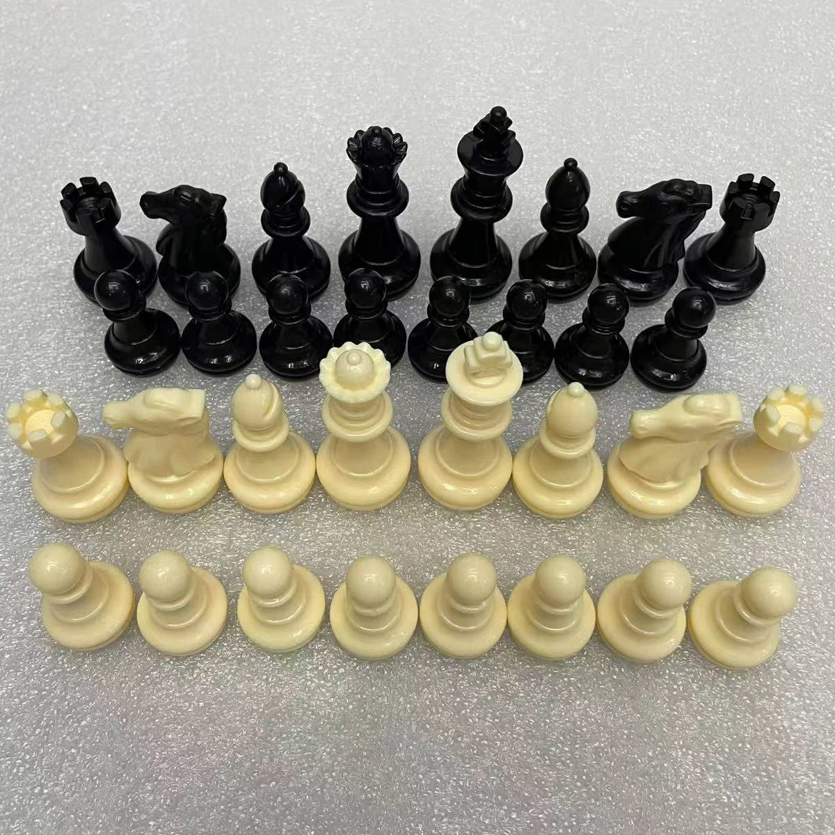 1 Set 32pcs Plastic International Chess Pieces King Heigth 65mm/75mm Chessmen Figurine Pieces Portable for Travel Classic Board la boutique échecs